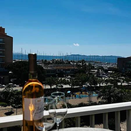 Appartamento La Marine' Hyères