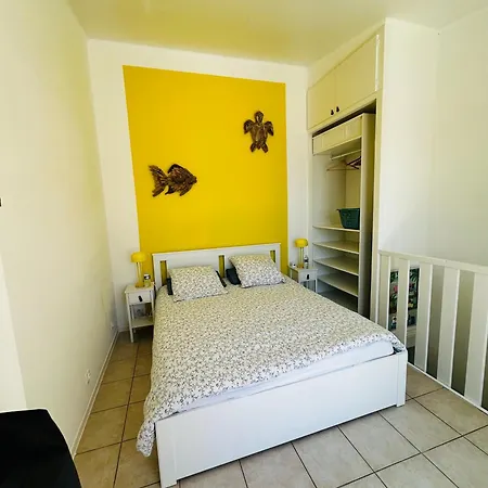 La Marine' Apartment *