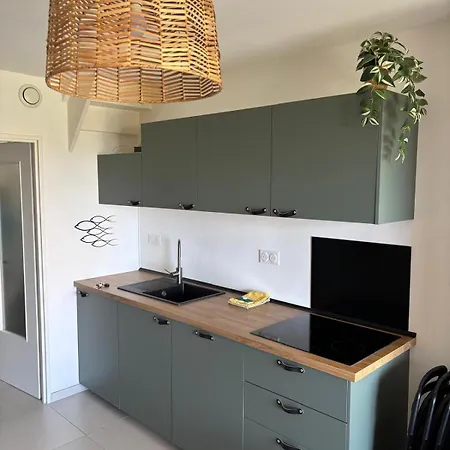 Apartment La Marine' Hyeres