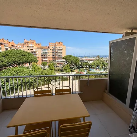 La Marine' Apartment *