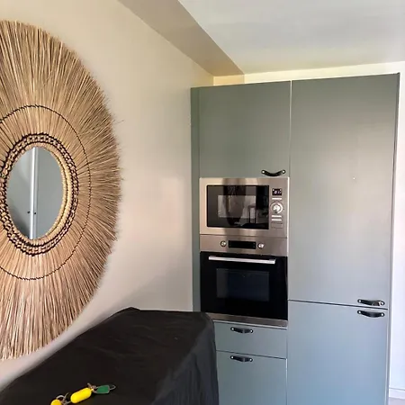 La Marine' Apartment *