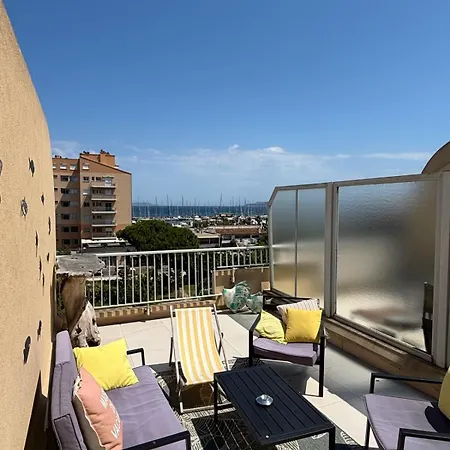 La Marine' Apartment Hyeres